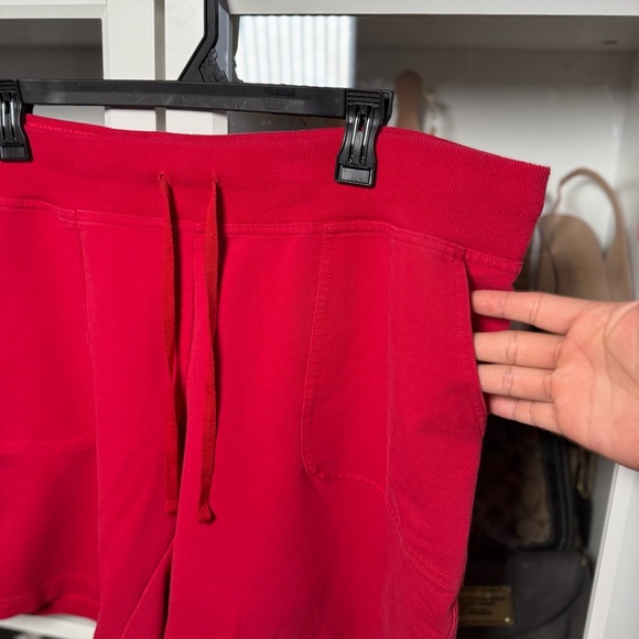 Athletic Works Red Fabric Short Women’s Plus Size 20/2XL - Picture 4 of 6
